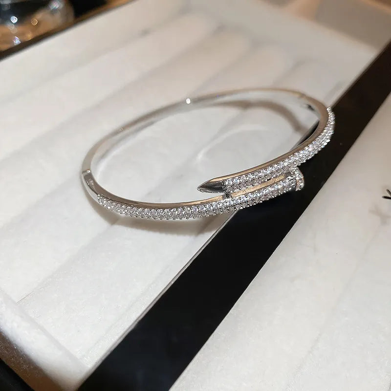 Premium Elegant Glitter Bracelet